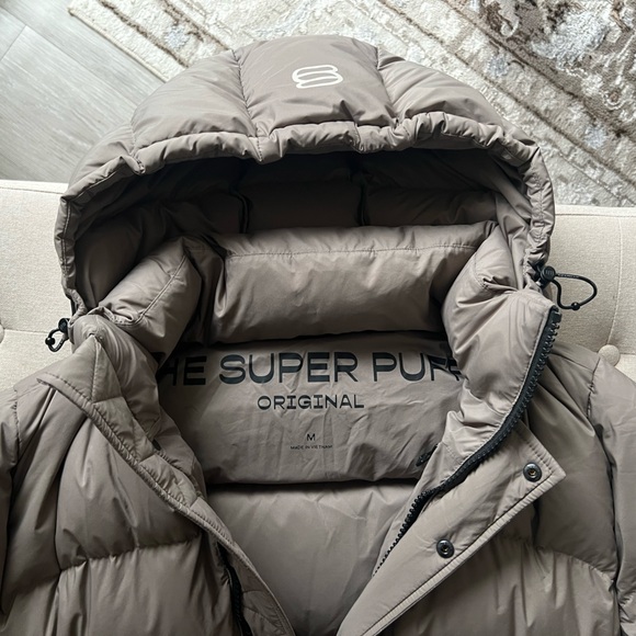 Aritzia The Super Puff™ - cliMATTE™ Original - Picture 4 of 16